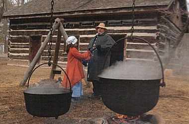 재래식을 탈피한 근대식 메이플 시럽 생산하는 모습